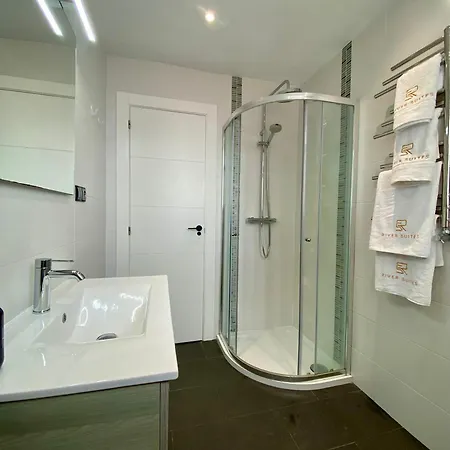 De Lujo River Apartment